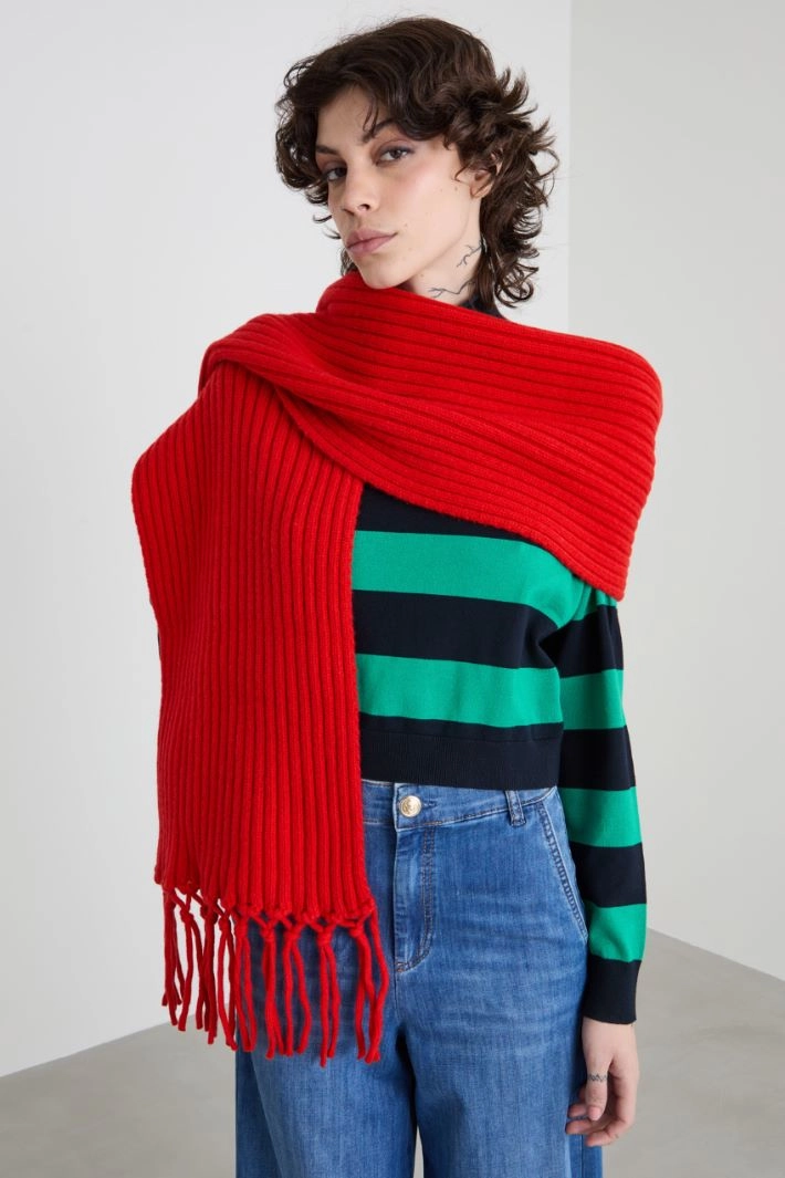 Long wool scarf - RED