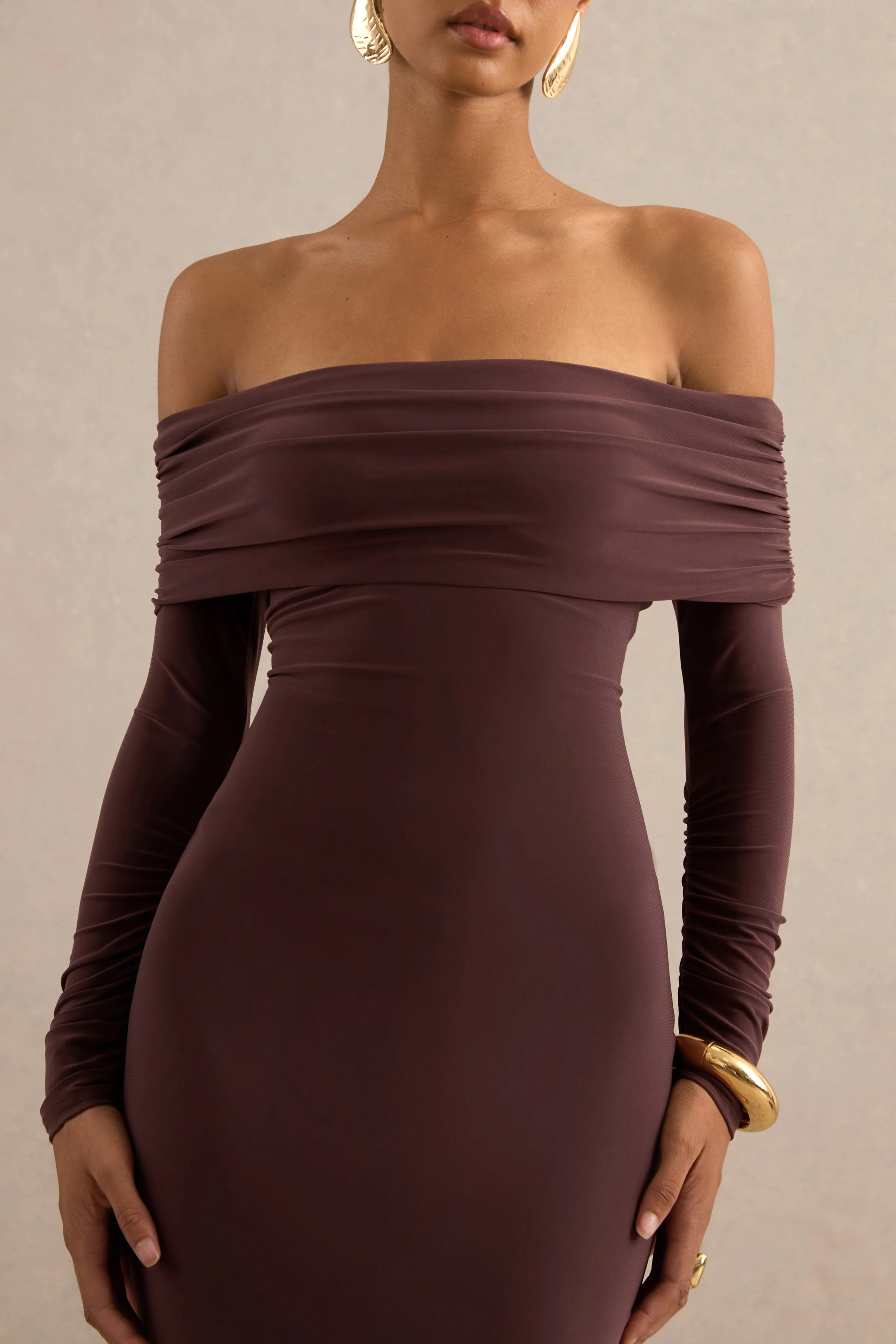 Keirae | Dark Brown Jersey Ruched Bardot Long Sleeve Maxi Dress With Tie Back And Back Split