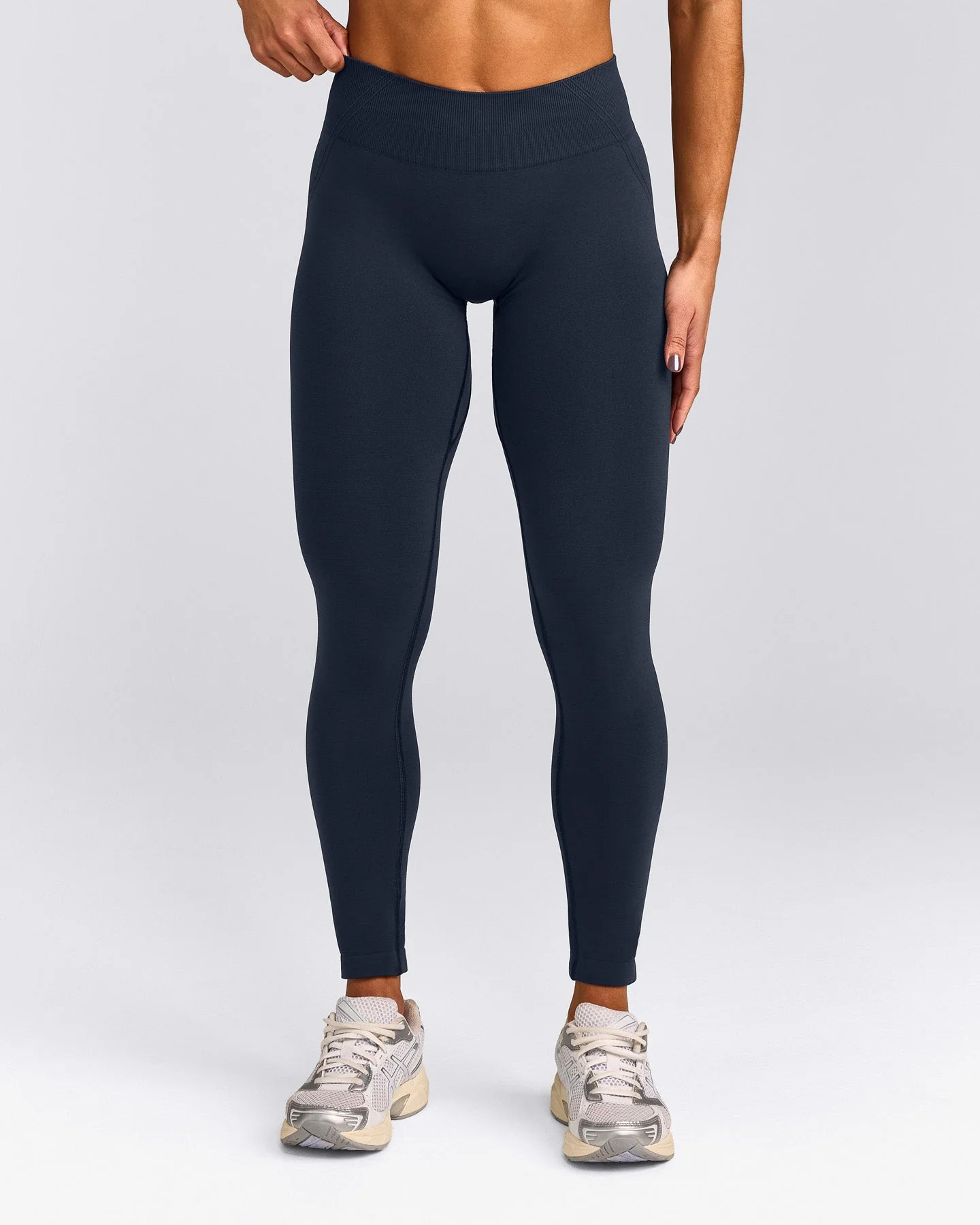 EffortlessLift™ Seamless Mid Rise Leggings with Grey Logo | True Blue