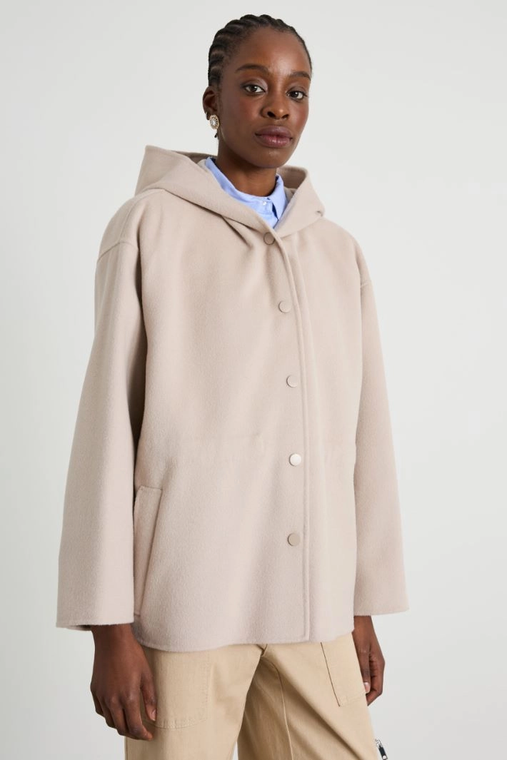 Short coat with hood - LIGHT BEIGE