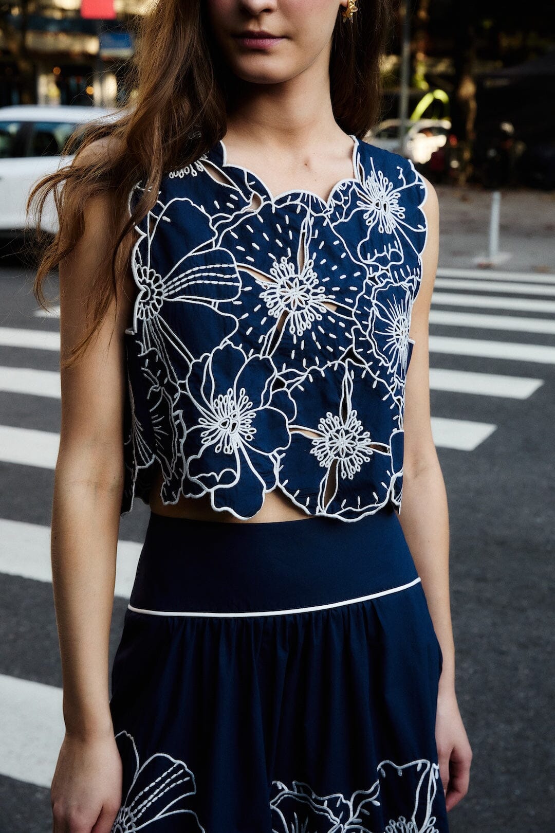 Blue Flowers Richelieu  Crop Top