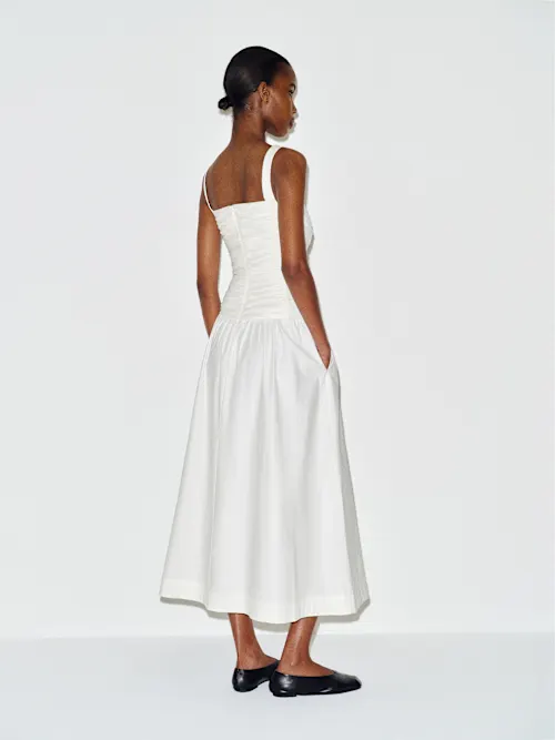 Nesta Dress In White