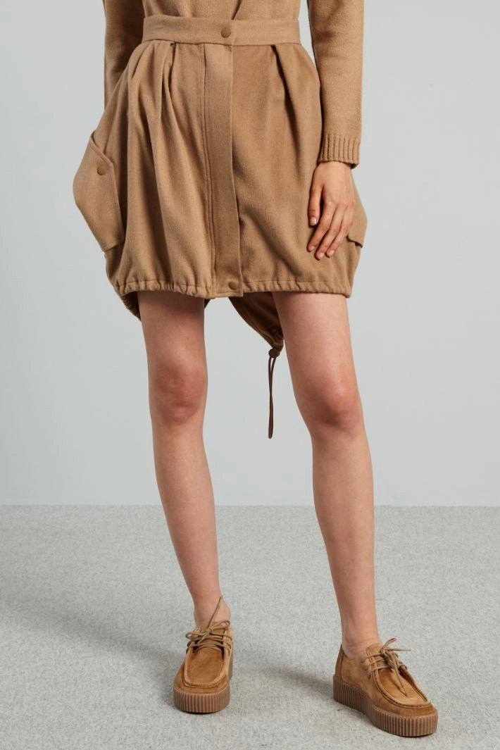 Short camel skirt - CAMEL
