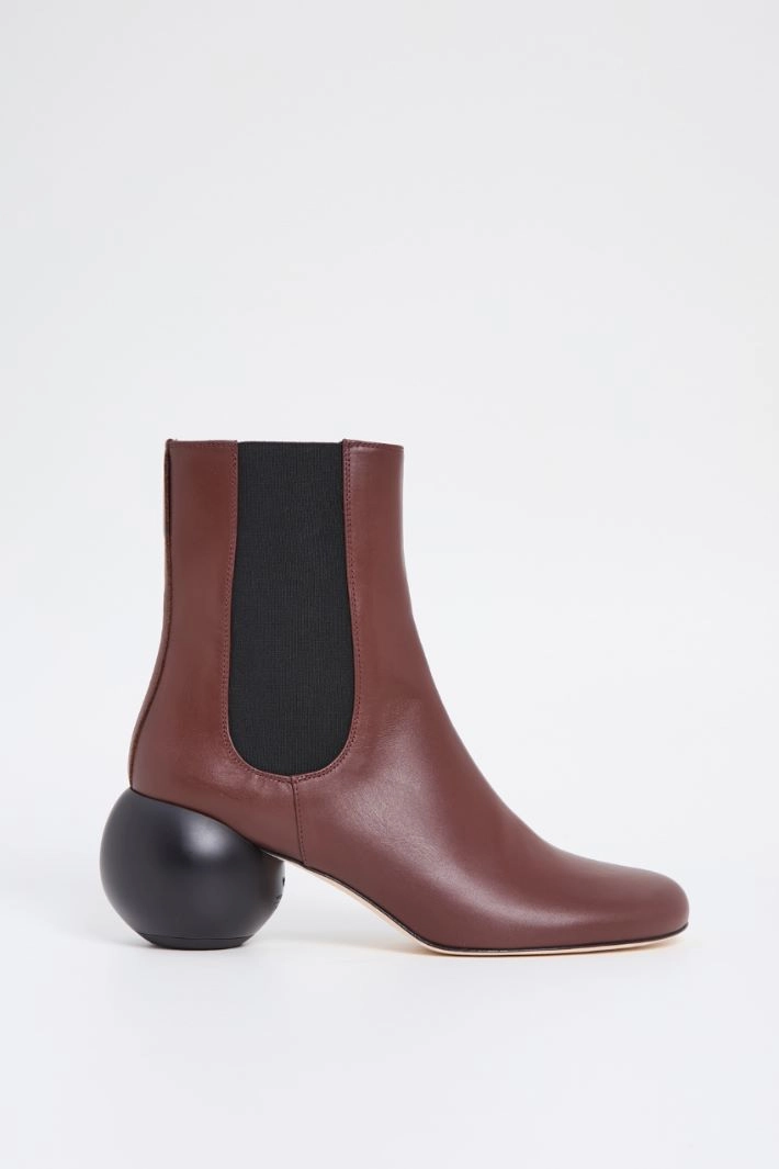 Ankle boots with maxi ball heel - BROWN