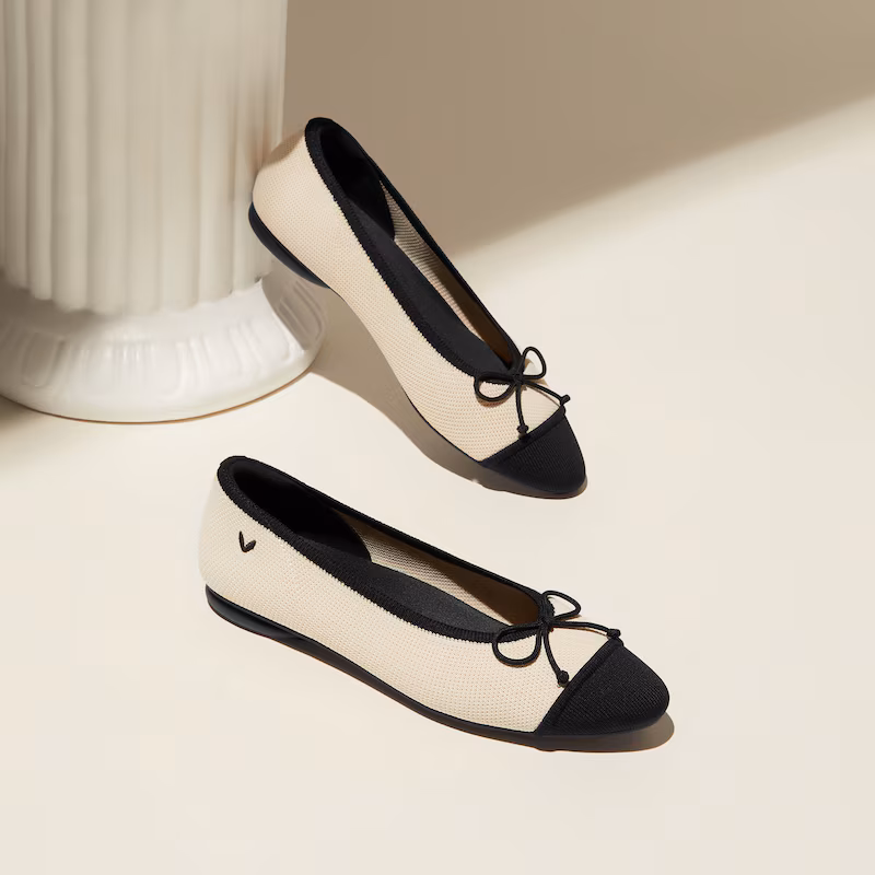 Almond-Toe Bow Flats (Tiana)