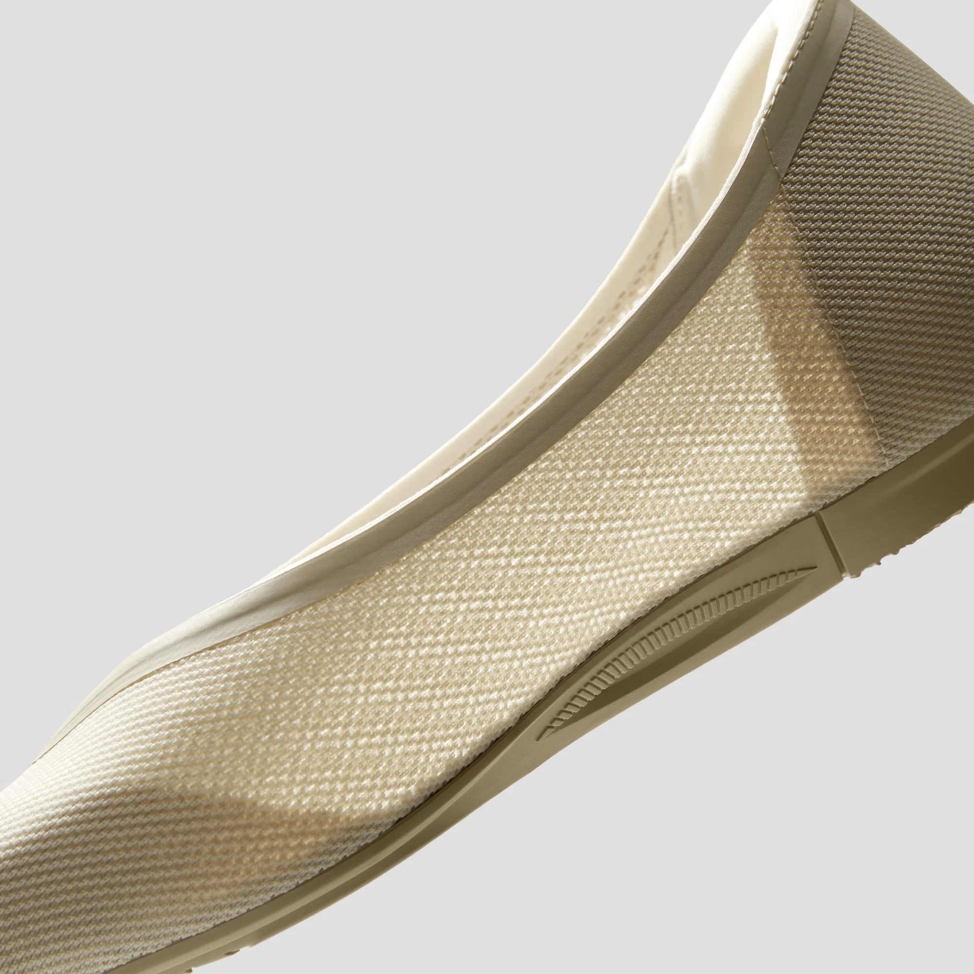 Pointed-Toe Dual-Cushion City Flats (Ecostitch™ Flat Pro)