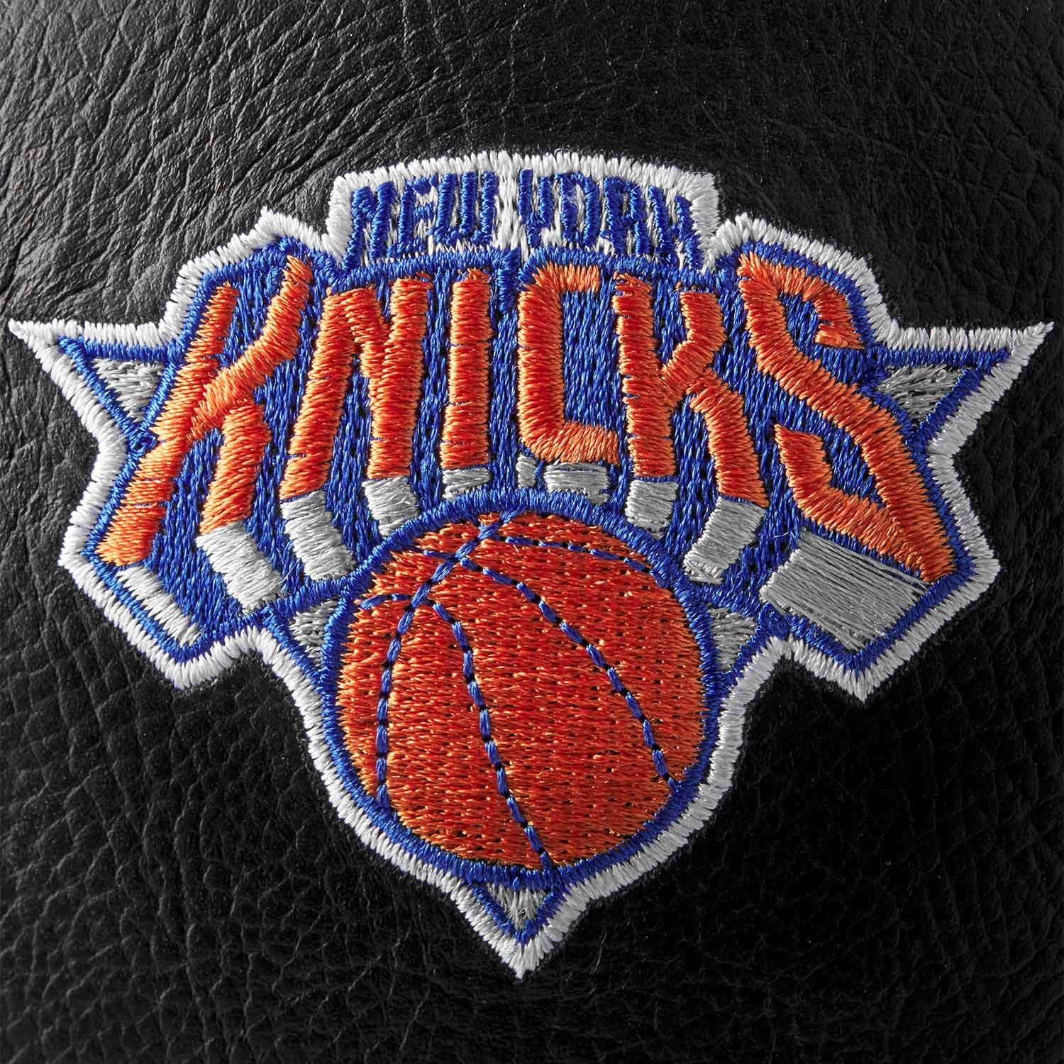 New York Knicks Premiere Wilson NBA Basketball Black (Size 7)