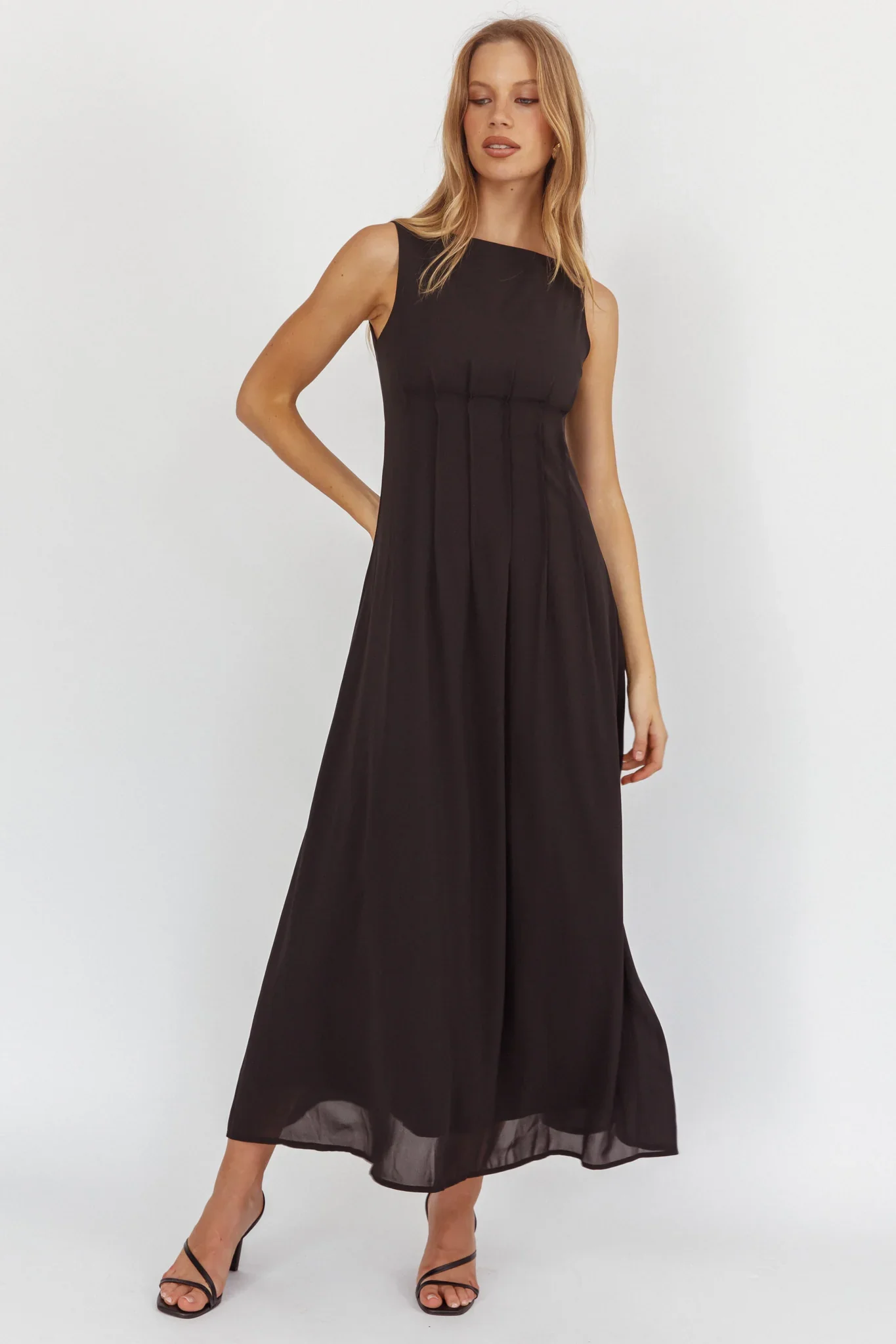 Karine Pintuck Pleat Maxi Dress Black