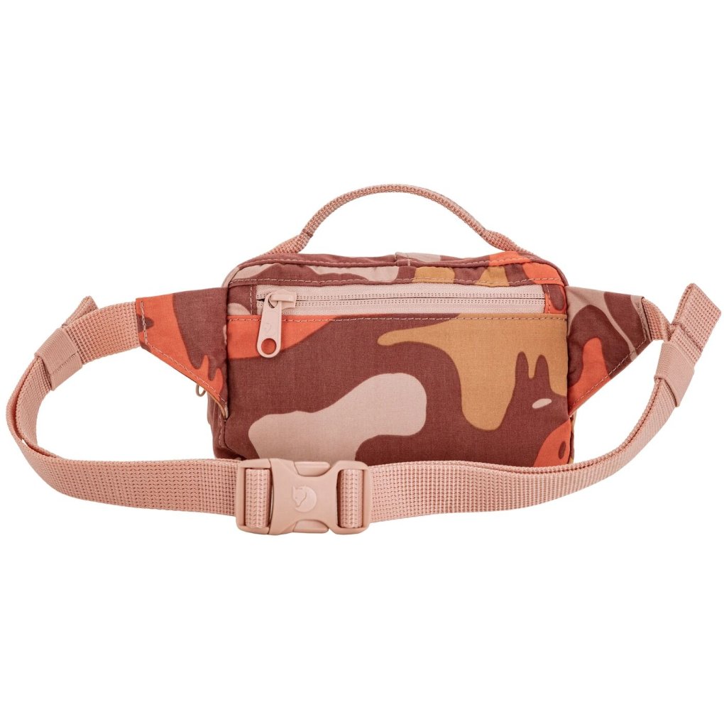 Fjällräven Kånken Graphics 2L Hip Pack - chalkrose-hidden animals