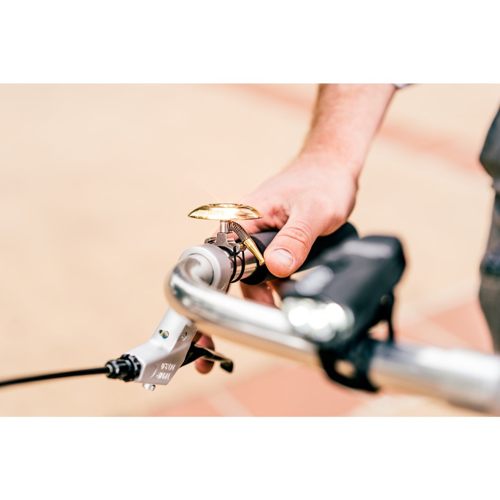 Lezyne Classic Shallow Brass Bell - black