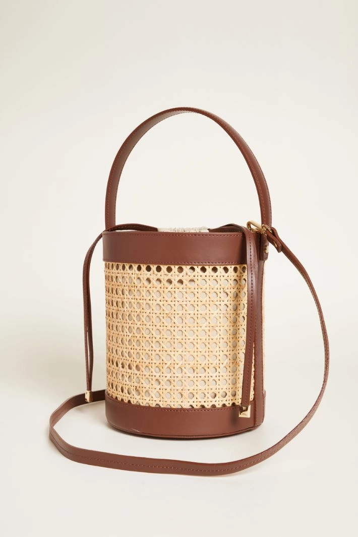 Straw bucket bag - BEIGE