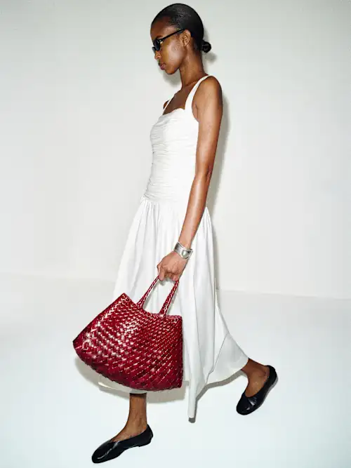 Nesta Dress In White