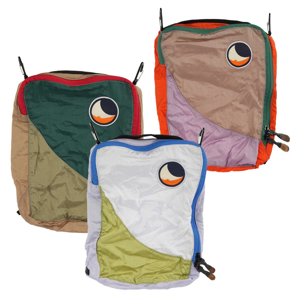 Ticket To The Moon Travel Cube M incl. 2 accessory carabiners - 2.7L - Unique Edition