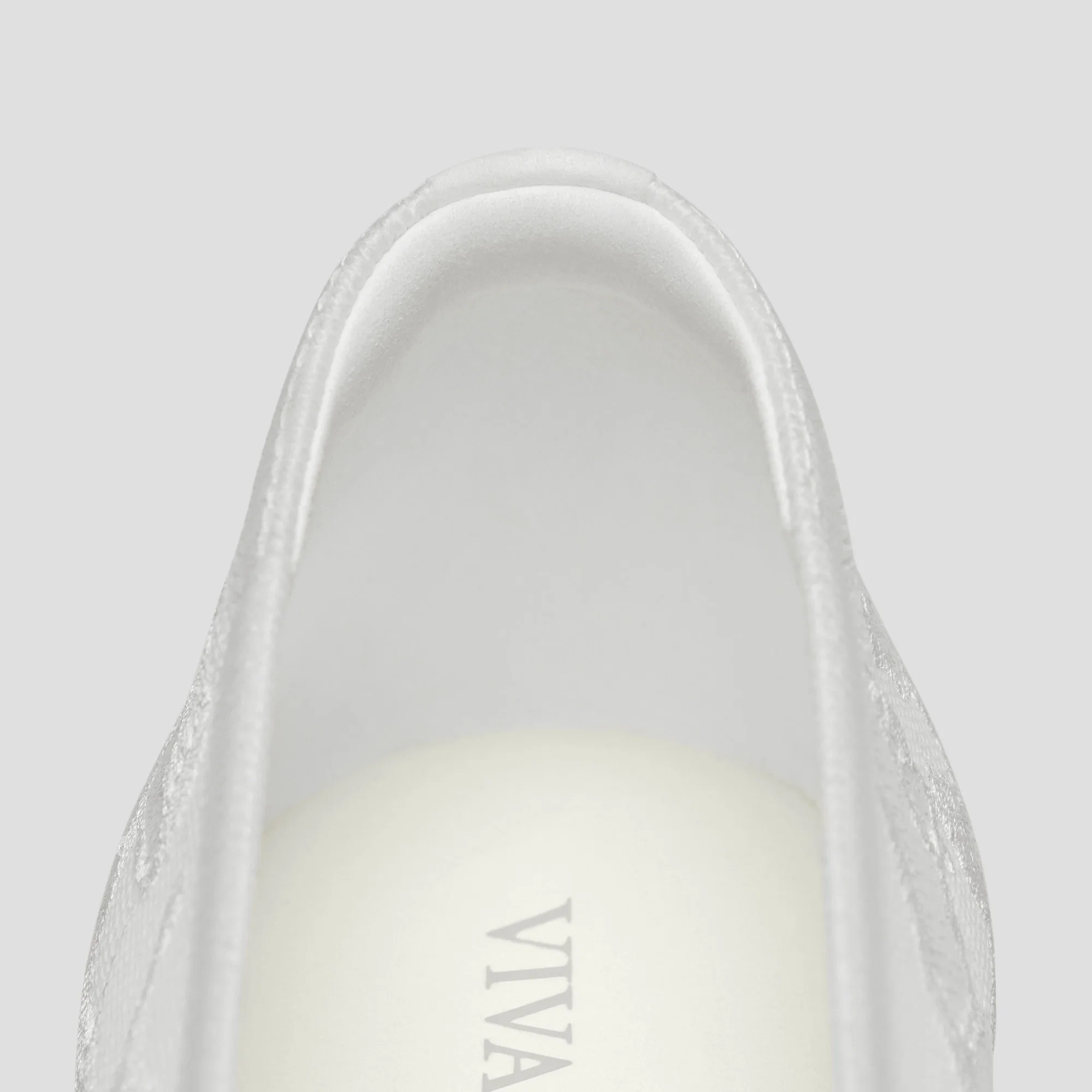 Pointed-Toe Lace Reborn™ Flats (Aria 5°)