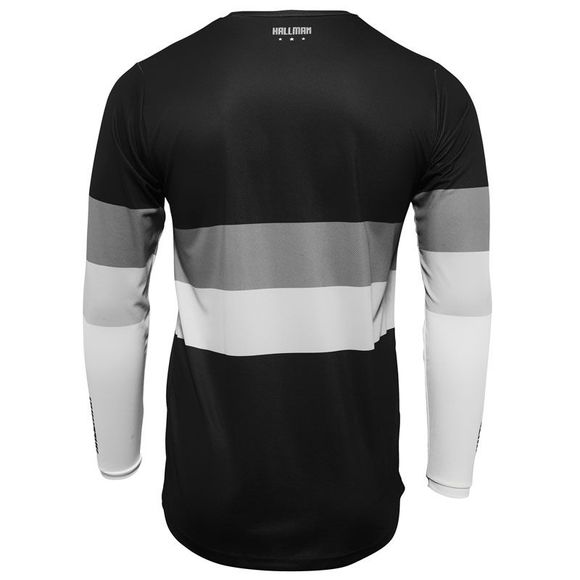 Cross Thor Hallman DIFERT DRAFT Black White 2025 - BlackRef: TO2737