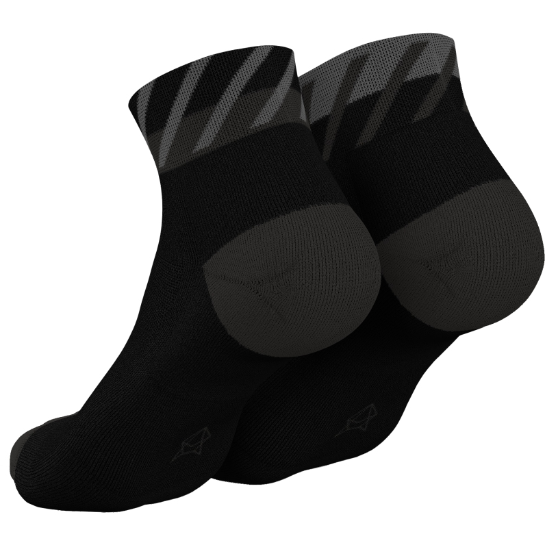 INCYLENCE Running Disrupts Short Socks - Black