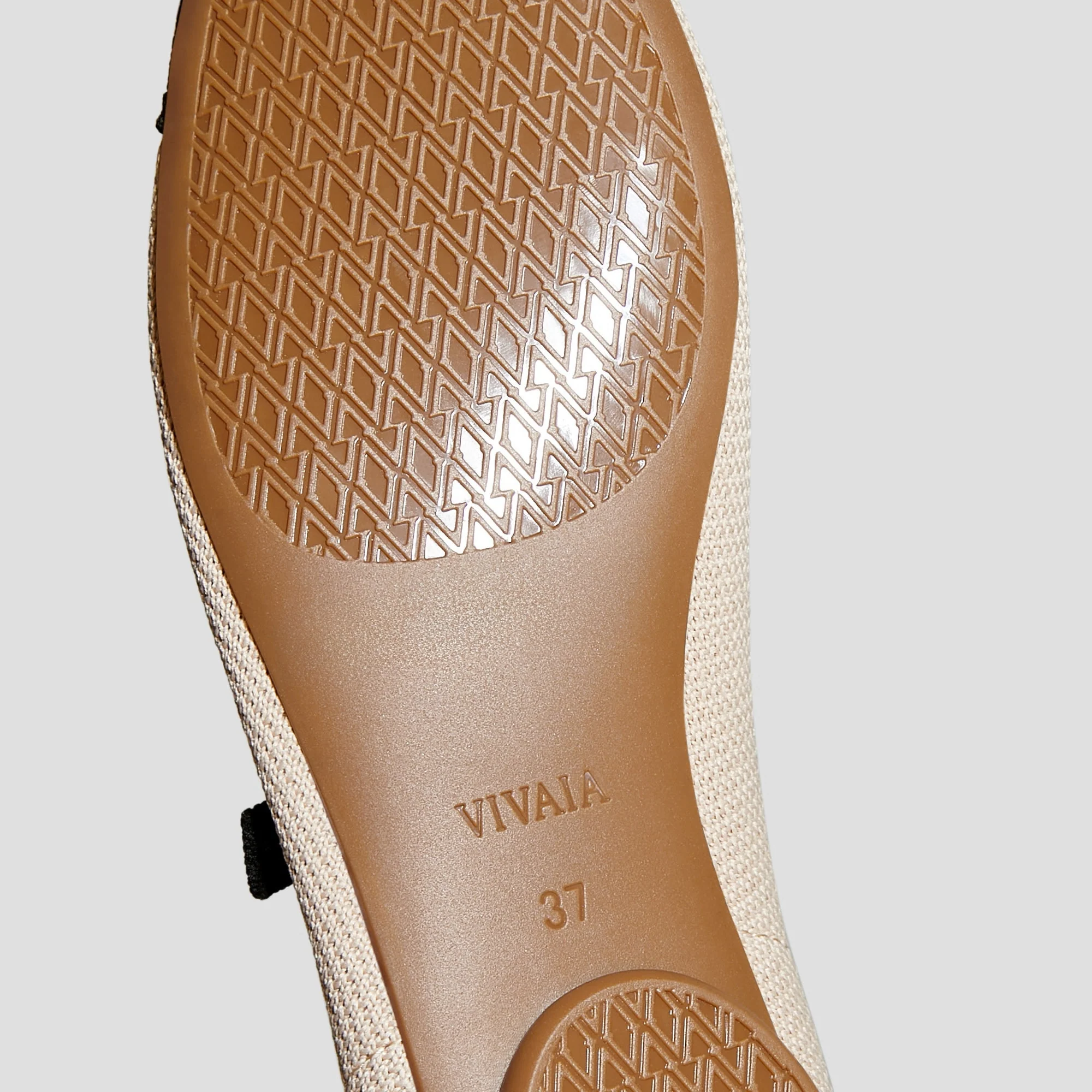 Almond-Toe Mary Janes AdaptAll™ (Tamia Mary Jane)
