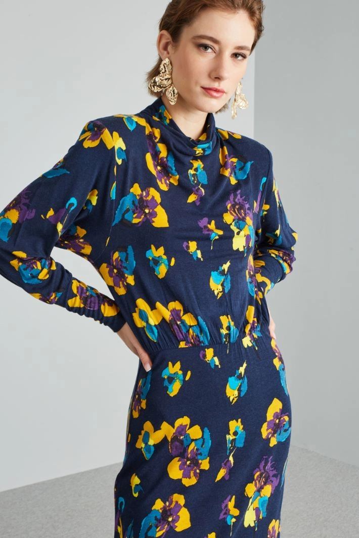 Midi dress with soft neck - BLUE YELLOW