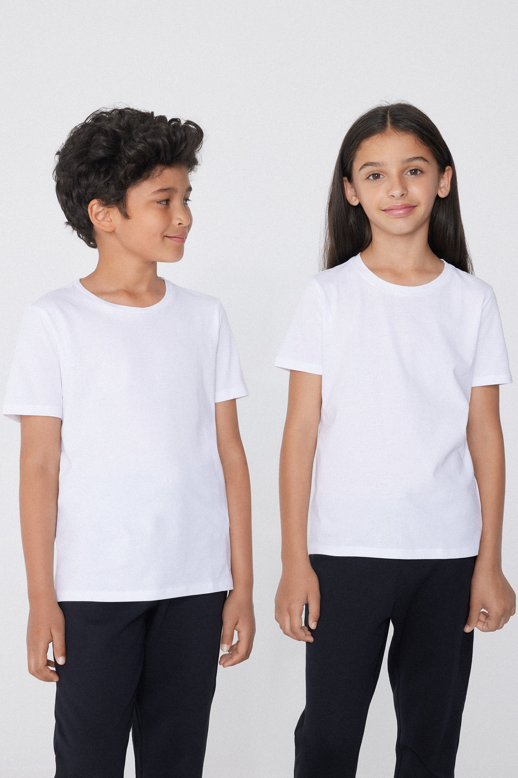 Unisex Kids’ 100% Cotton Basic T-shirt with Rounded Neck