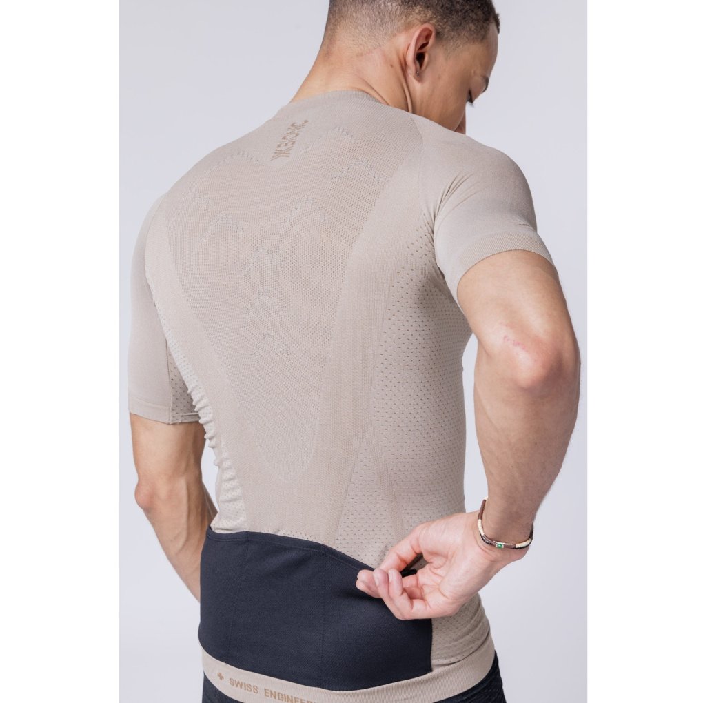 X-Bionic Xceed Ride Shortsleeve Jersey Men - sand/dark sand