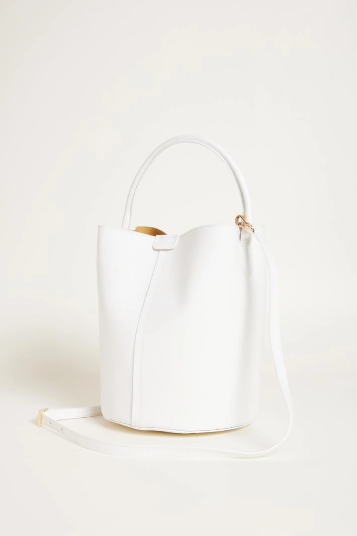 Smooth leather bucket bag - BLACK