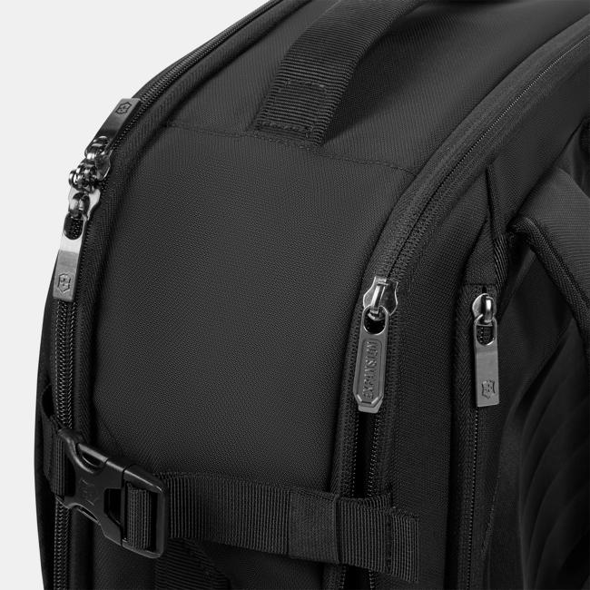 Crosslight Boarding Bag