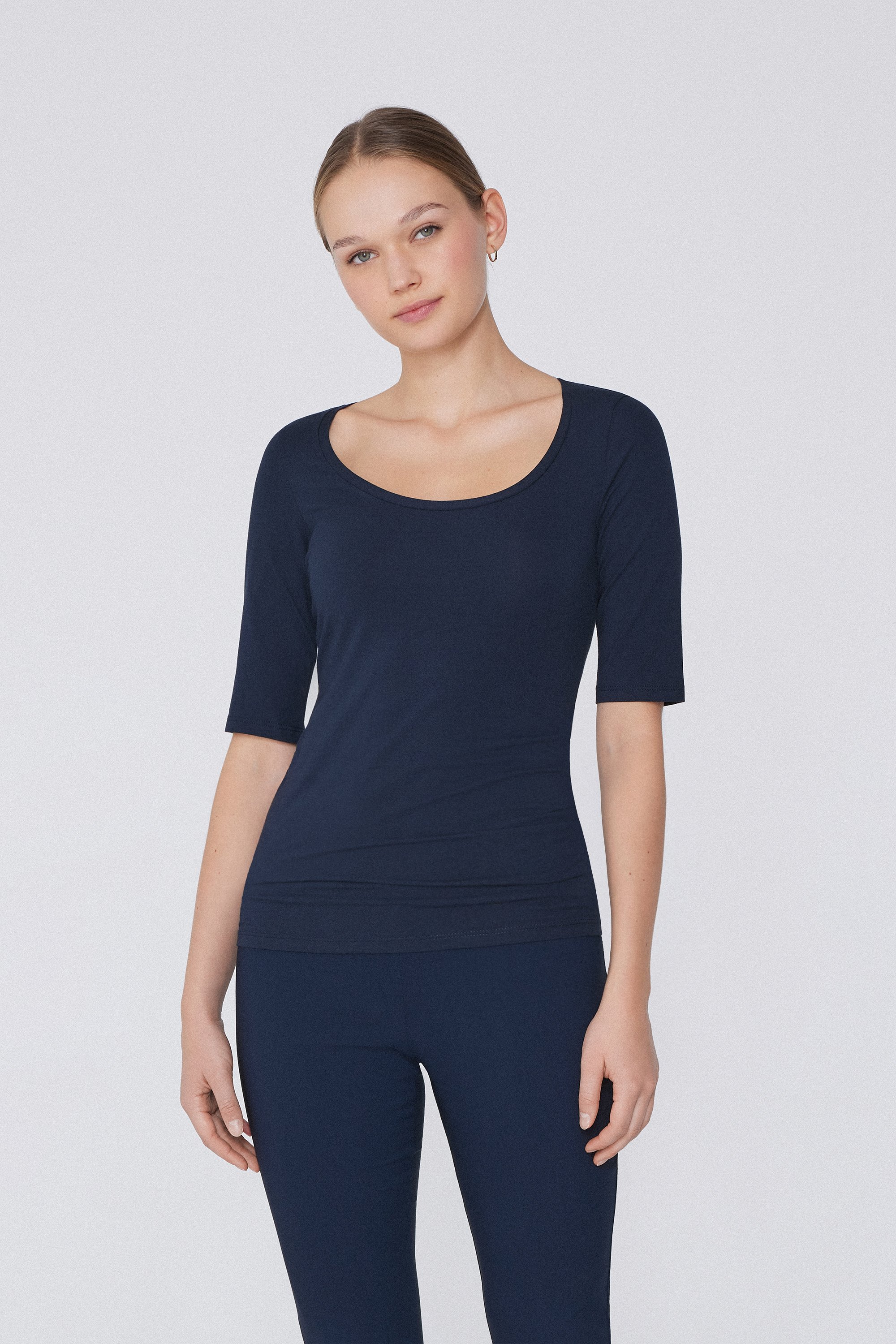 Short-Sleeve Scoop-Neck Top in Organic Cotton