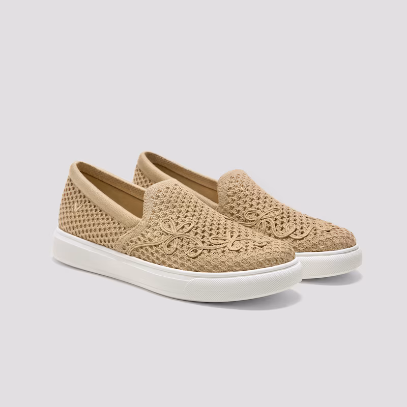 Classic Unisex Sneakers (V-Tune)