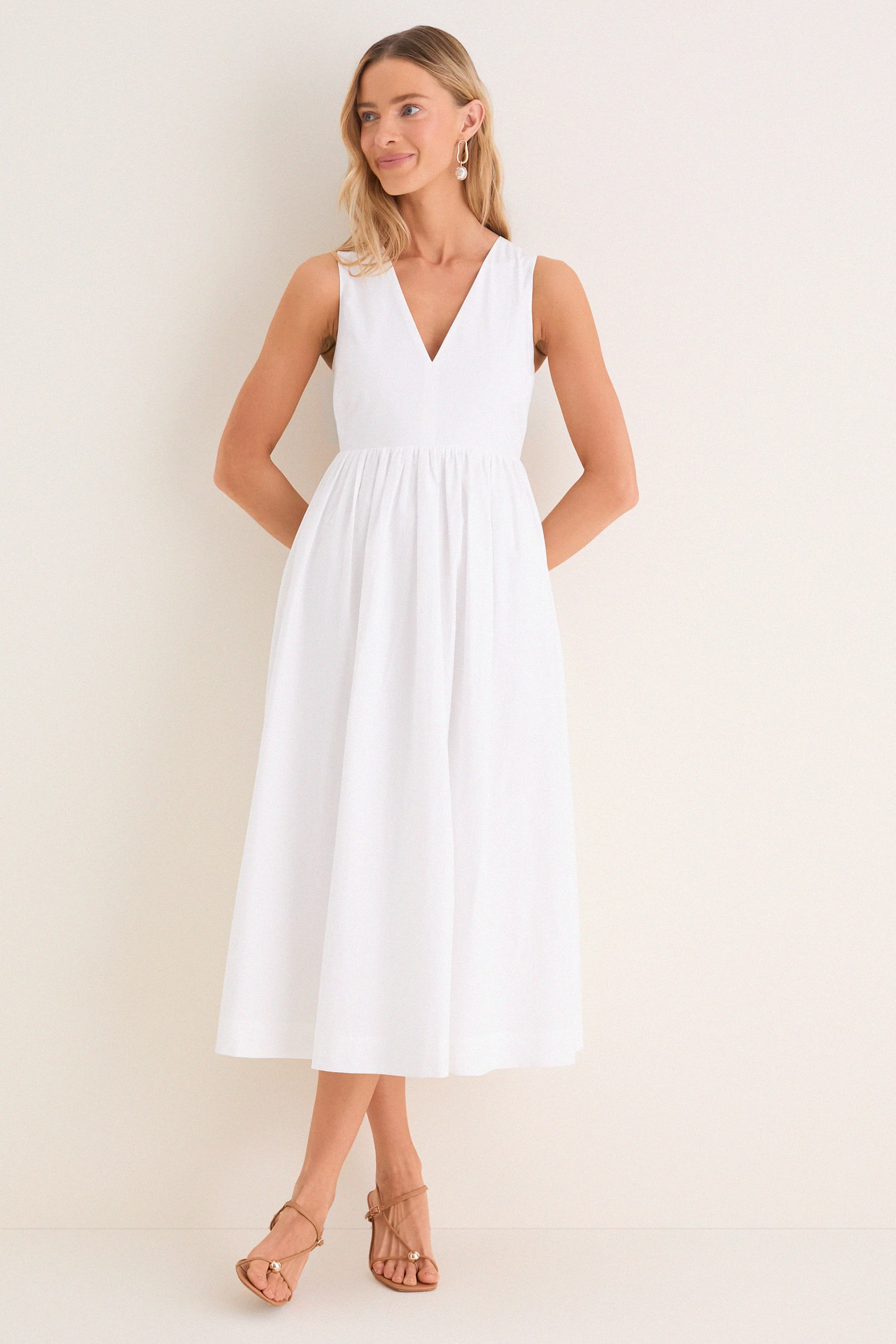 White Marylin Lace-Up Maxi Dress