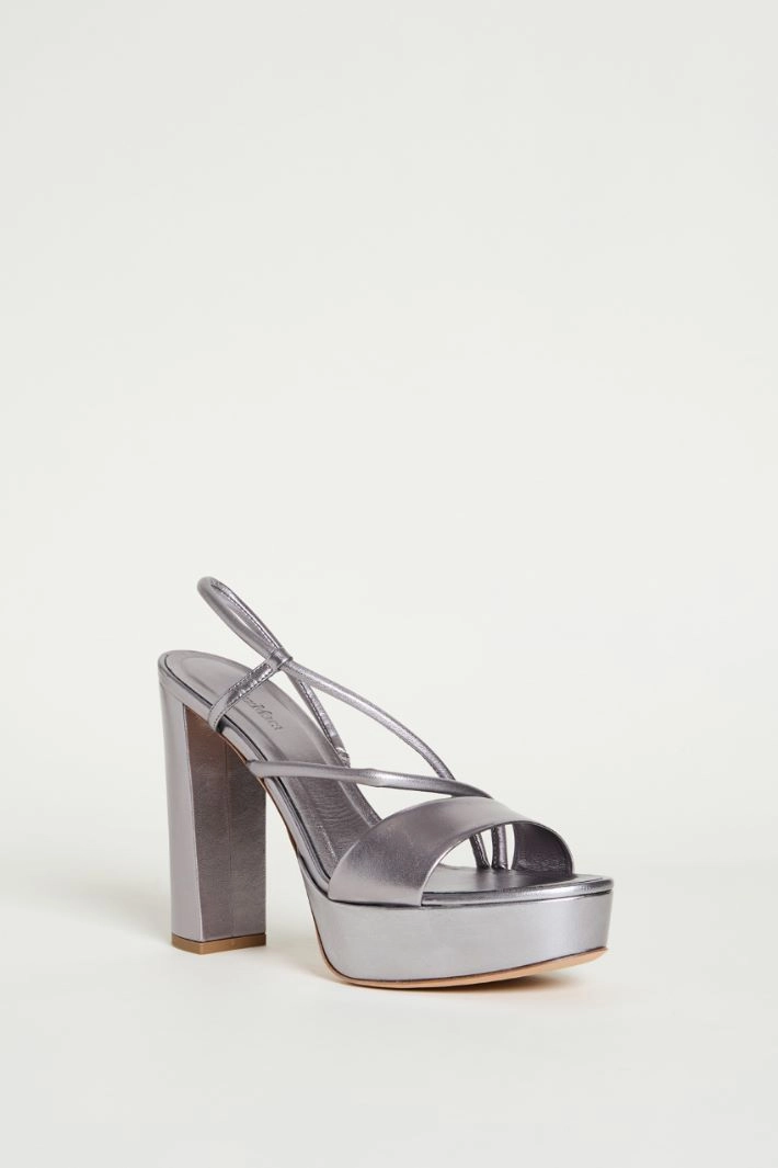 Laminated leather platform sandals - SILVER