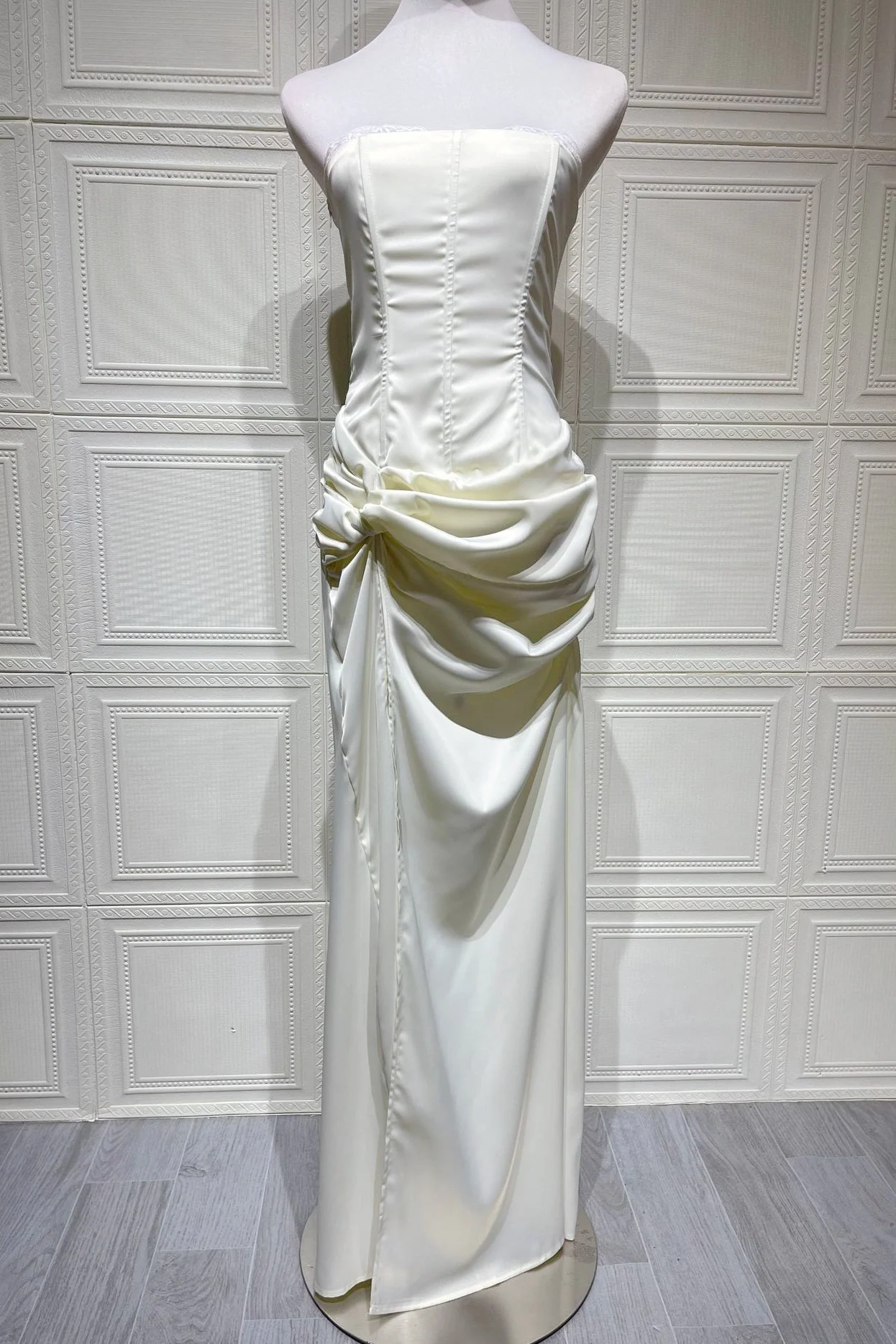 Off-white Satin Twist Fitted Slit Dress