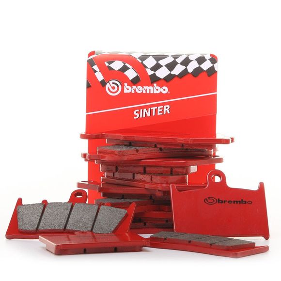 Plaquettes de freins Brembo Organique arrièreYAMAHA 600 YZF-R6 (RJ03) - 1999 - 2002Ref : 07YA1809