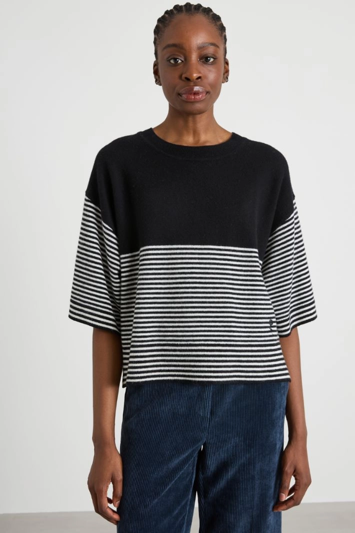 Wool sweater with embroidery - BLACK WHITE