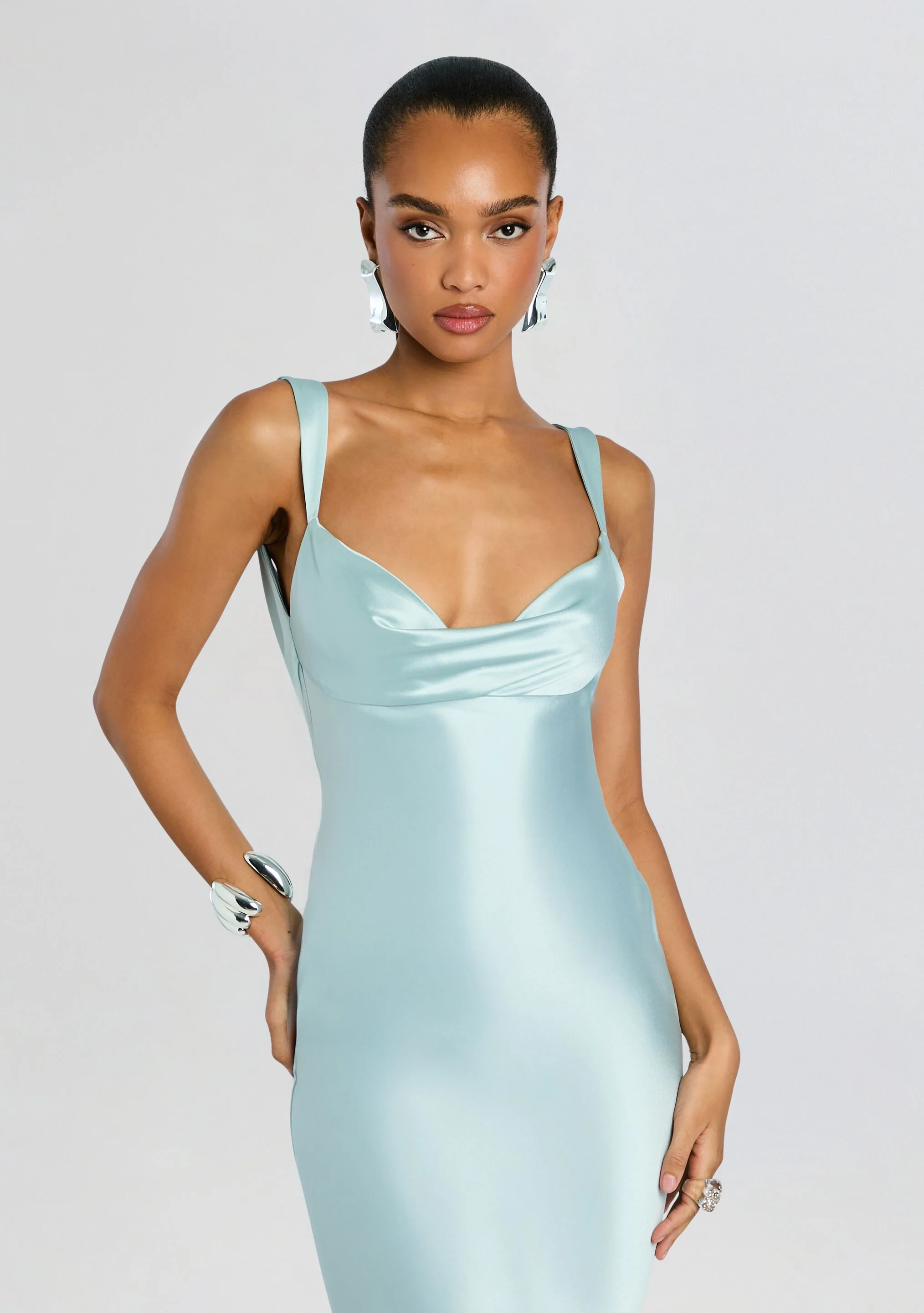 Vinicia Dress