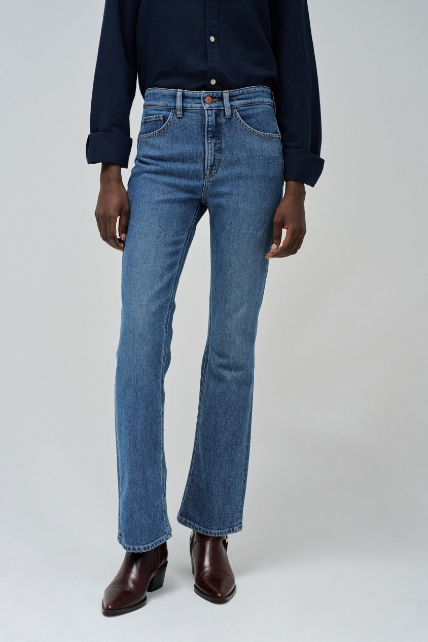 FAITH PUSH IN BOOTCUT JEANS