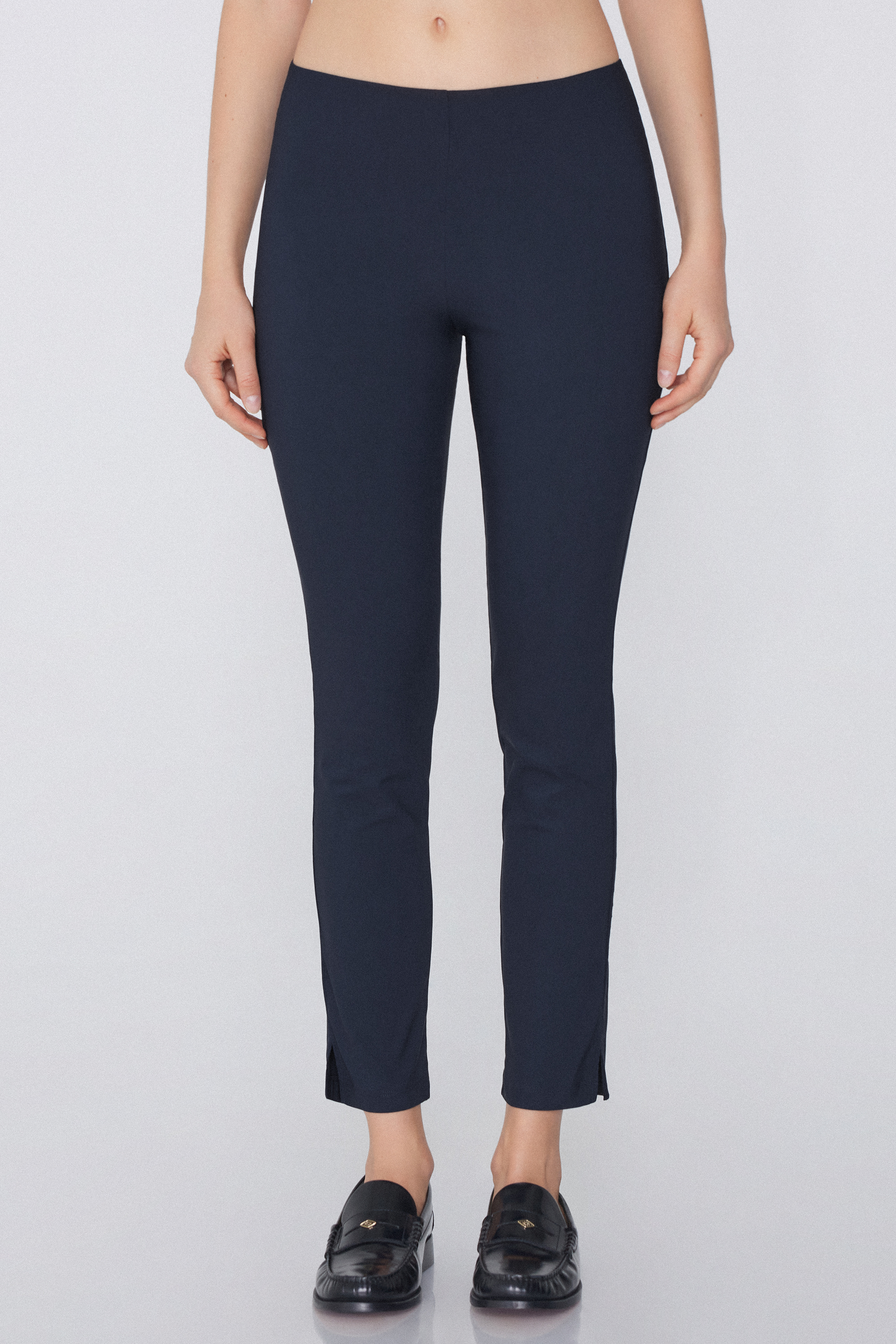 Viscose Capri Trousers with Small Slits