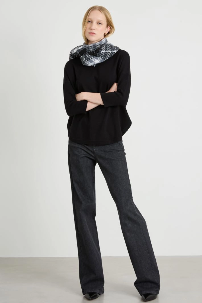 Yarn-dyed stole - BLACK