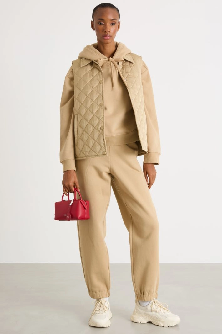 Quilted gilet - CAMEL