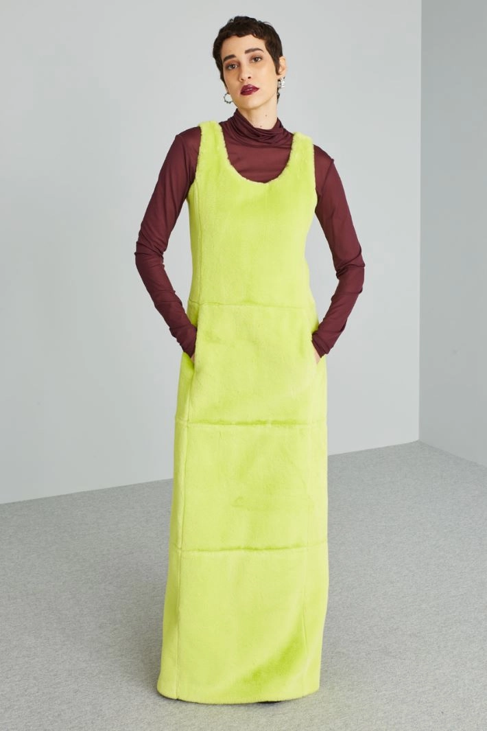 Long dress in soft and warm fabric - GREEN LIME