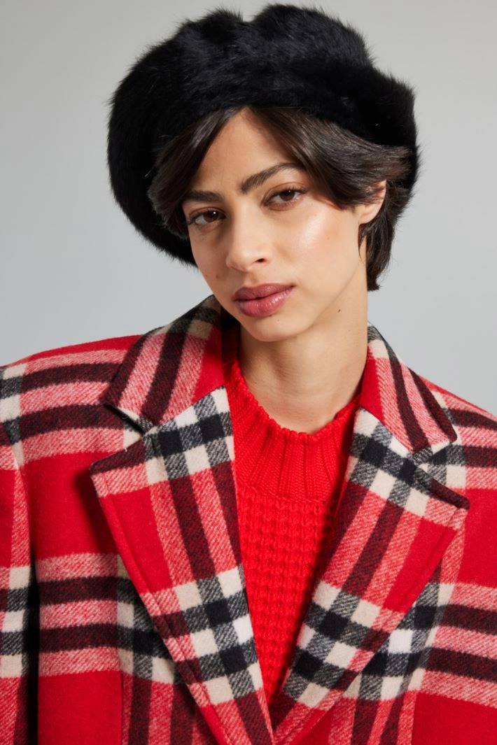 Angora beret - BLACK