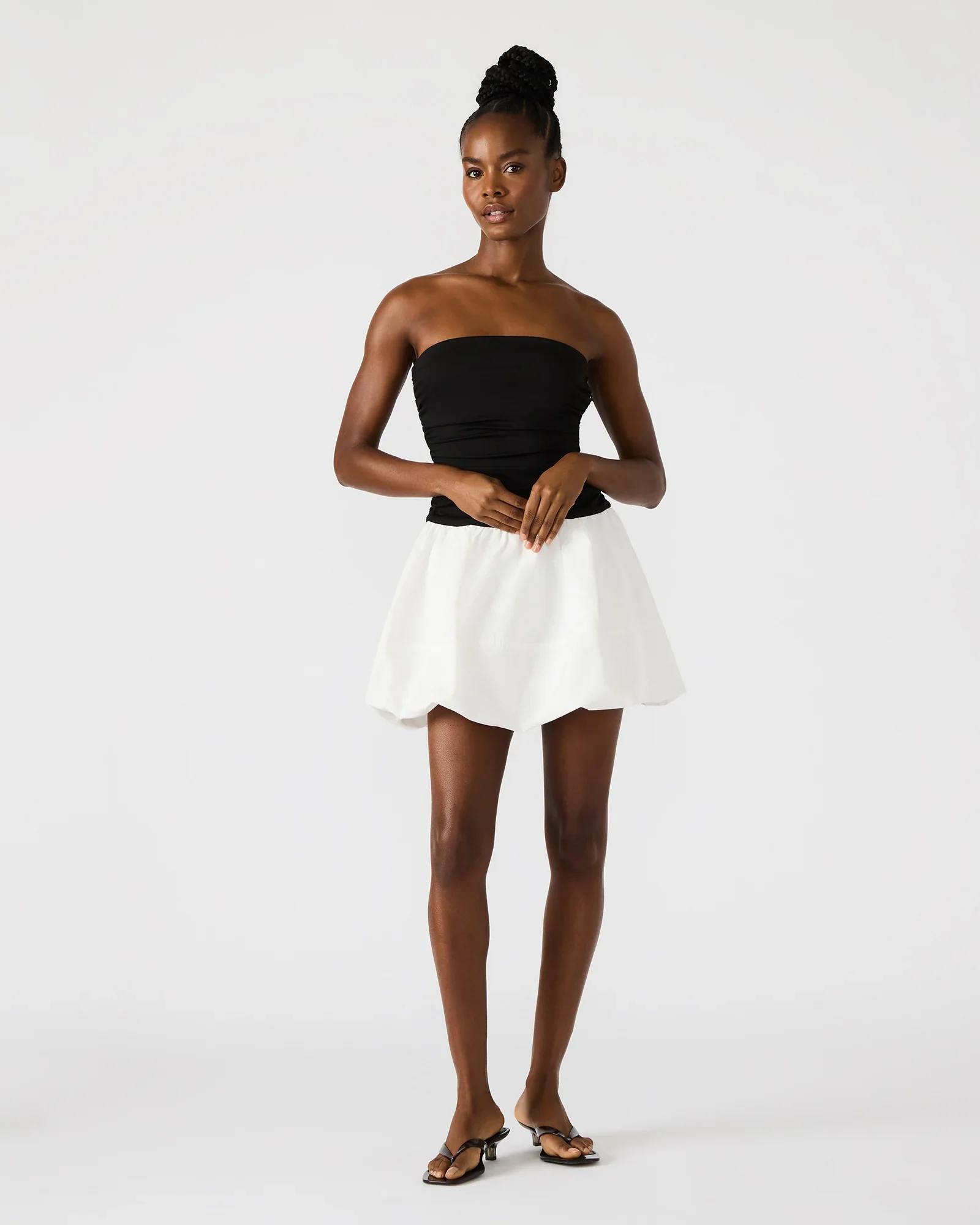 Amari Dress Black/White
