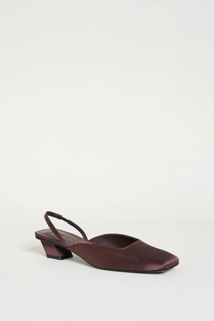 Satin slingback mules - BROWN