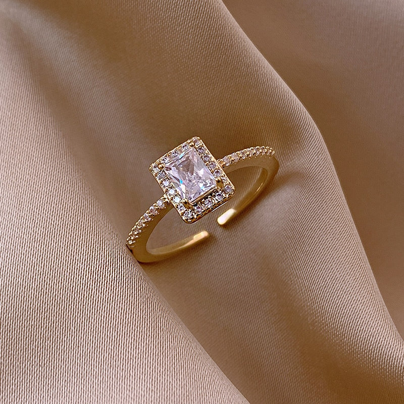 Hoda Ring