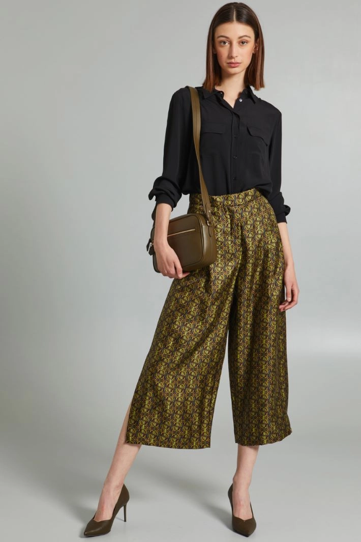 Slit-detailed silk trousers - OLIIVE GREEN