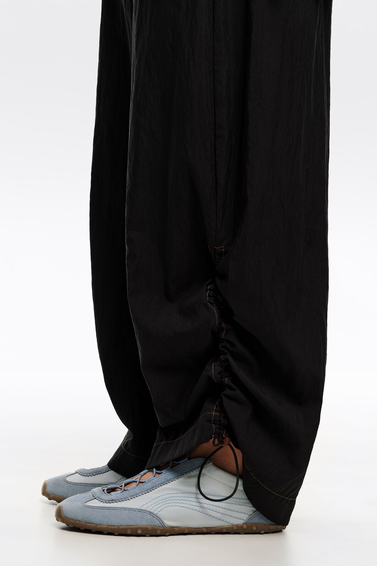 Blue suede and nylon 13 28 ballerina sneaker