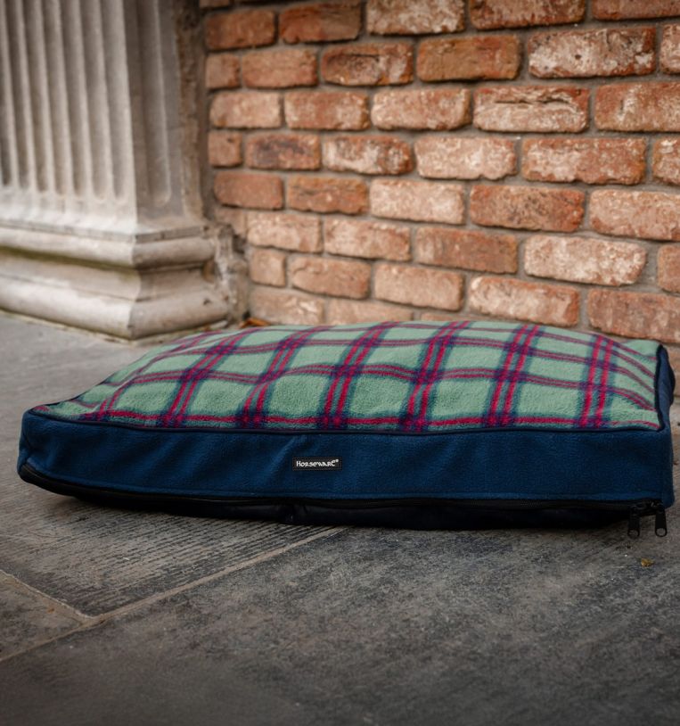Horseware® Holiday Dog Bed