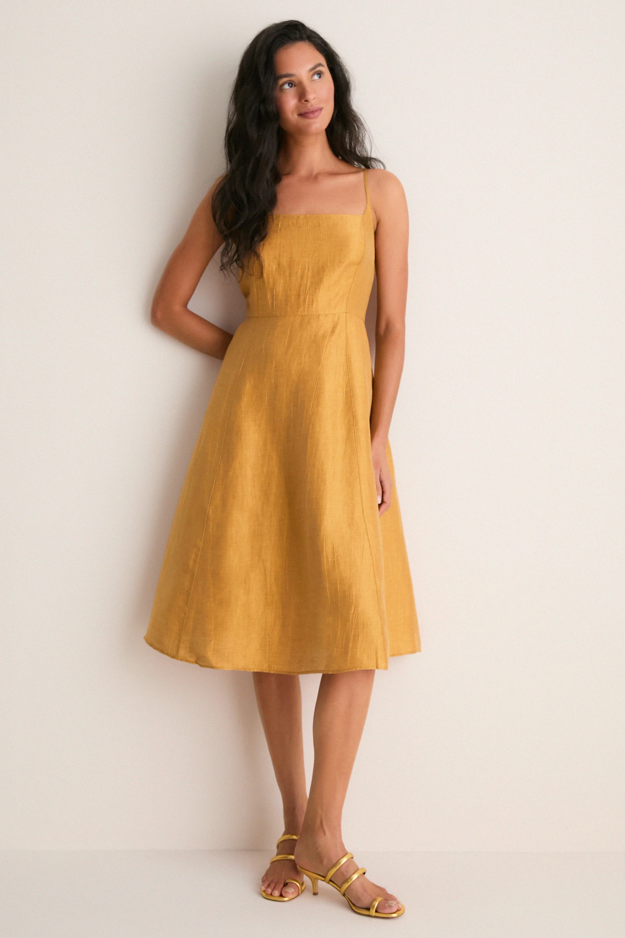 Golden Spice Meredith Midi Dress