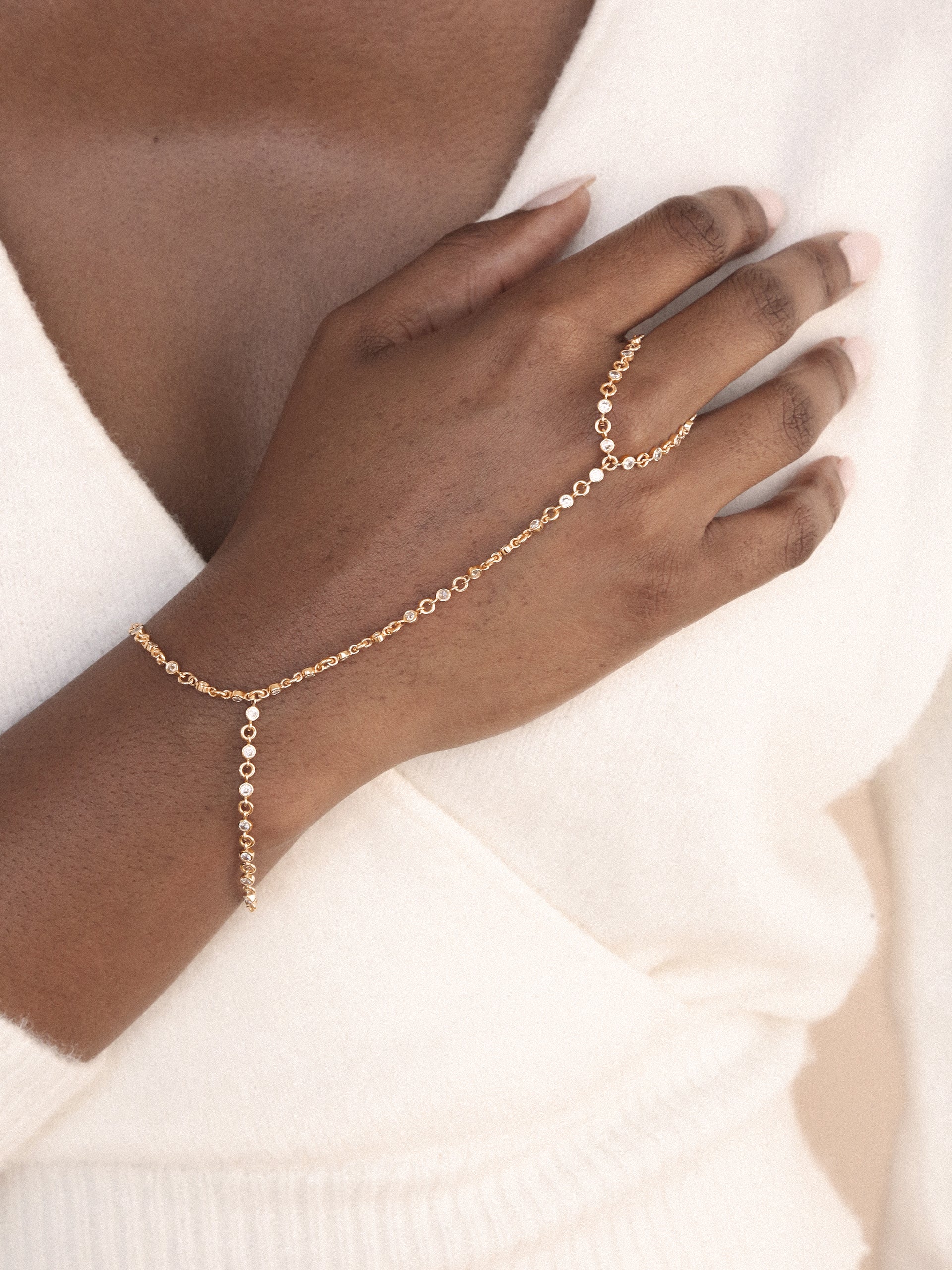Crystal Dotted Hand Chain