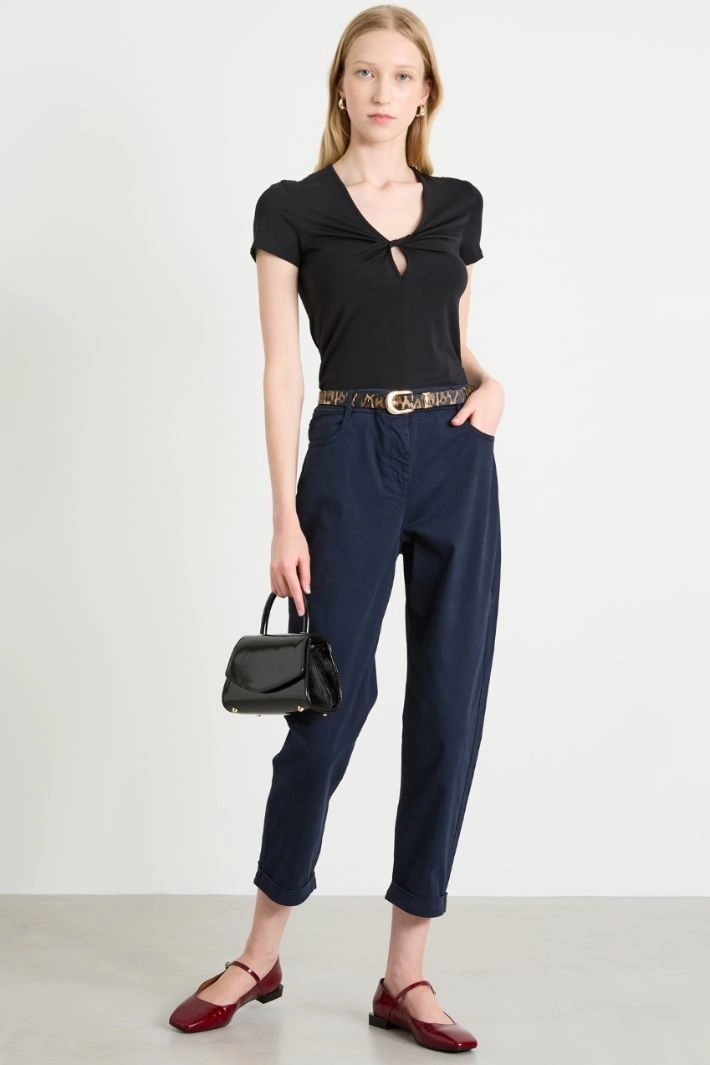 T-shirt with knot - BLACK