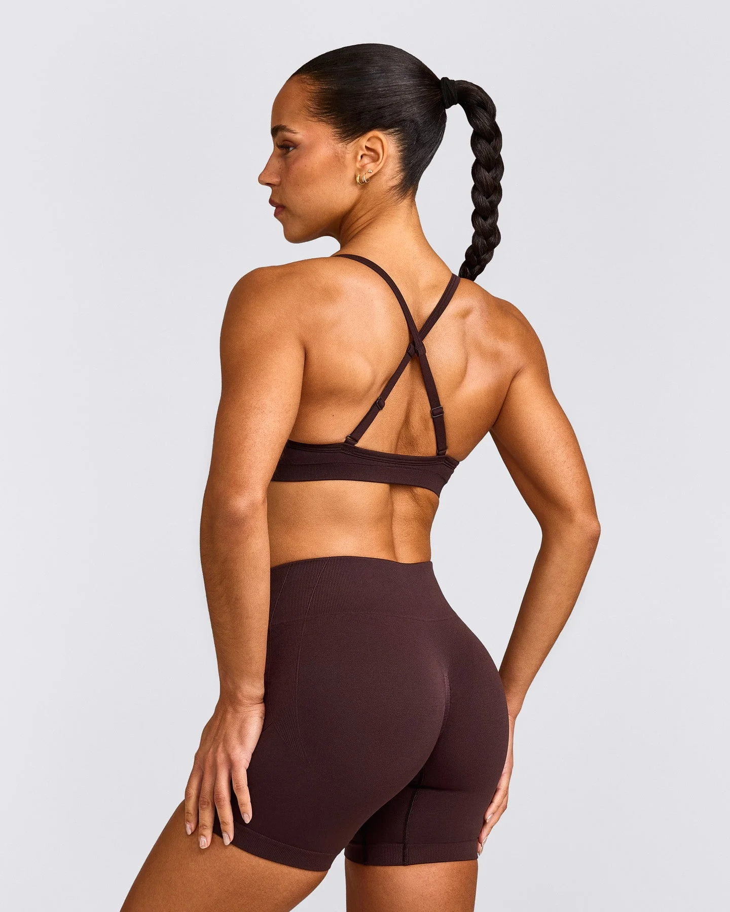 EnhanceLift™ Seamless Strappy Sports Bra with Grey Logo | Plum Brown